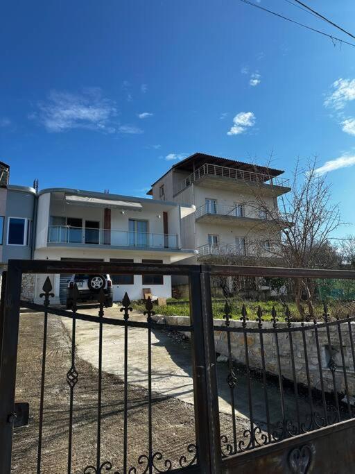 For Rent Villa *